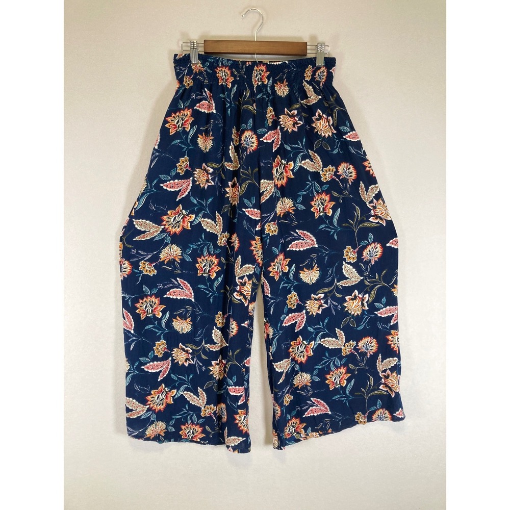 Boho Mexicali Blues Women M/L Navy Blue Floral Smocked Wide‎ Leg Crop Pants